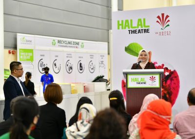 Ms. Dewi Hartaty Suratty, CEO of Warees Halal Limited delivering the Keynote Speech